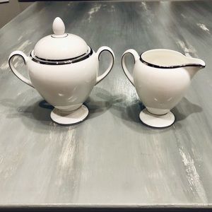Wedgwood ‘Sterling’ Covered Sugar and Creamer